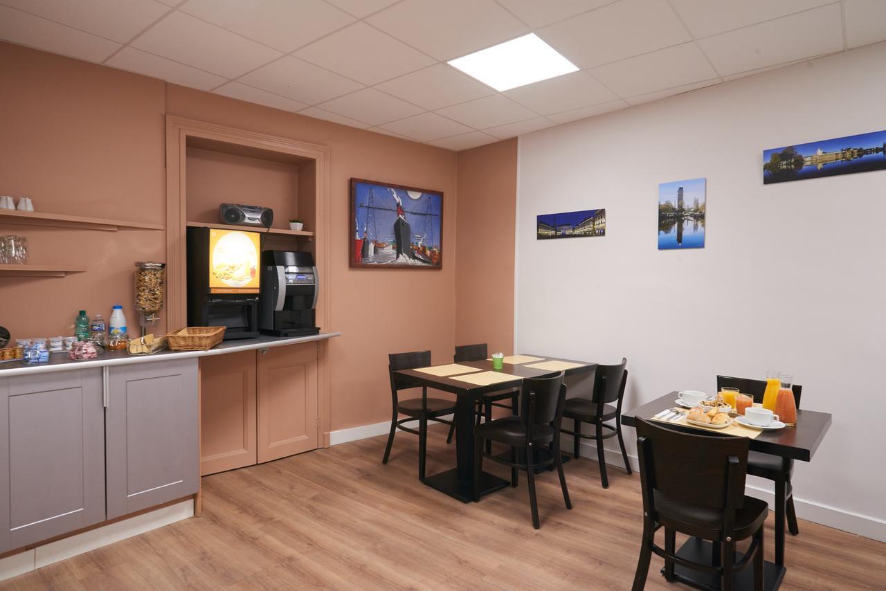 Hotel Le Petit Duquesne Nantes Kültér fotó